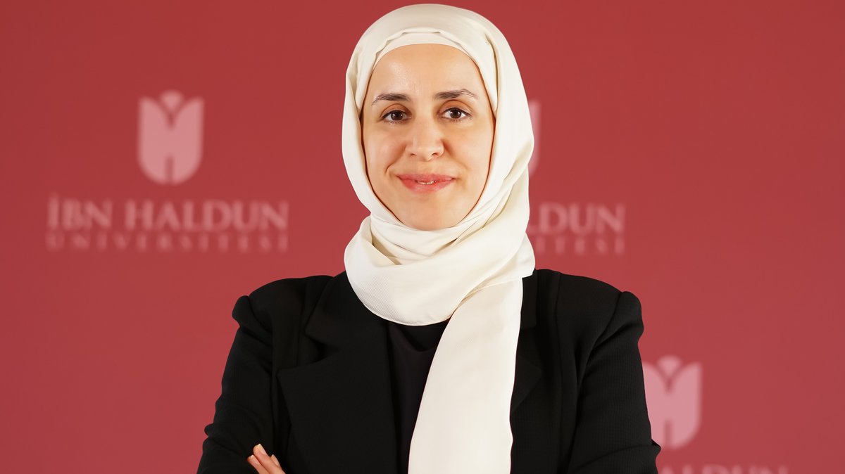 Doçent Doktor BURCU UYSAL