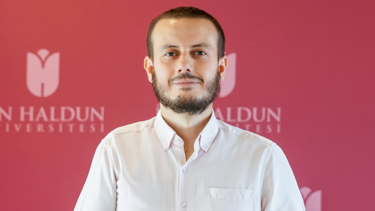 Doçent Doktor IDLİR LİKA